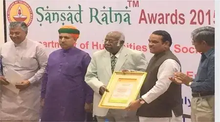 award-7